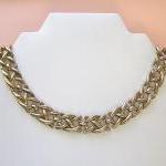 Vintage Trifari Gold Tone ..